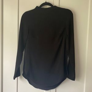 ✨ANY 2 FOR 15 ANY 3 FOR 20✨- H&M Black Soft High Neck Long Sleeve Dress Shirt